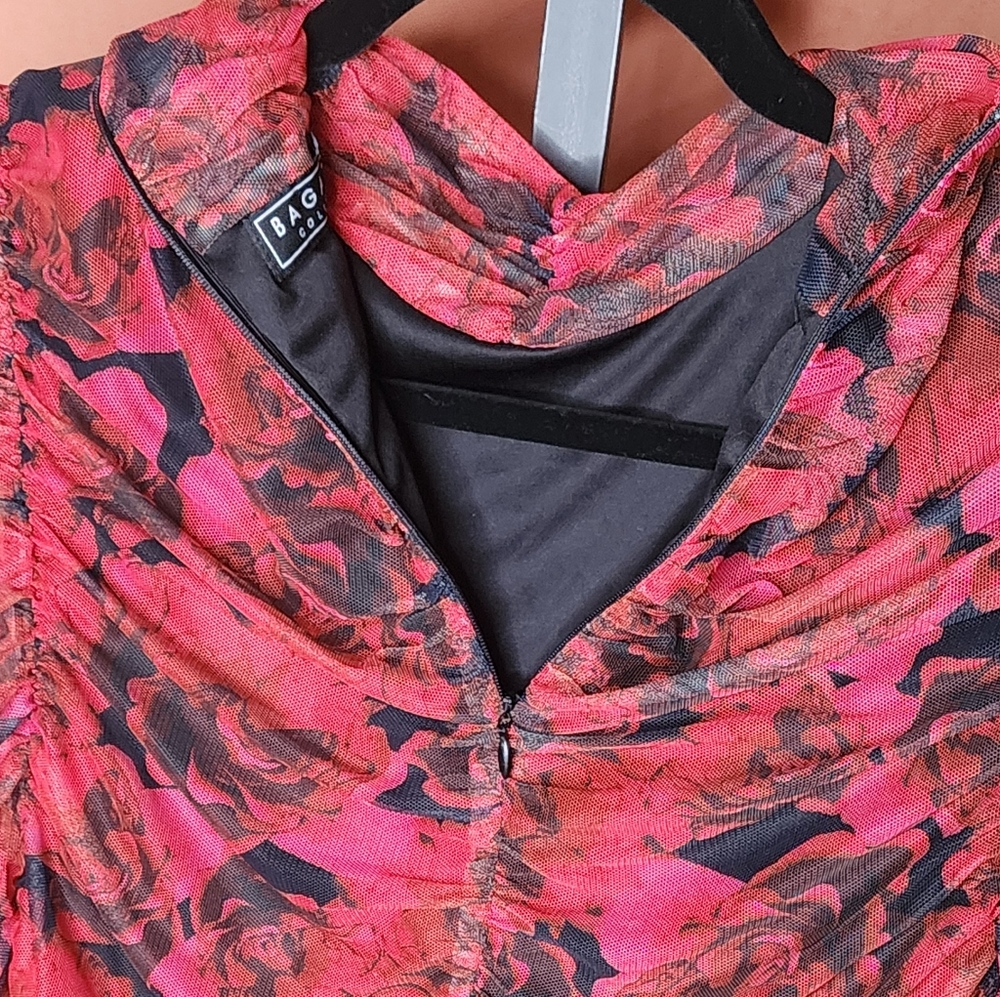 Mesh Ruched Long Sleeve Top - Picture 4 of 4